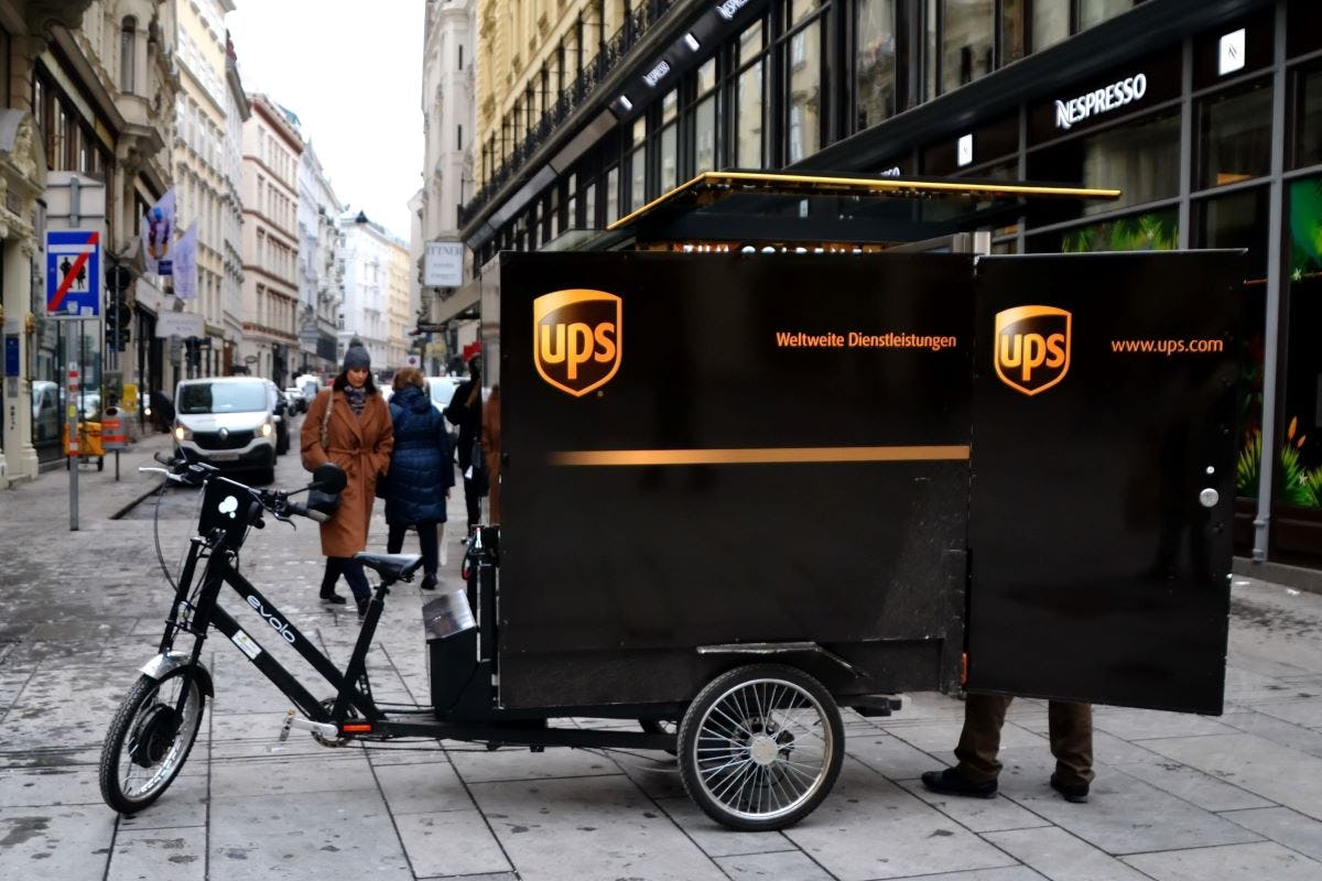 Cargo bikes could substitute over half of all logistics and a quarter of commercial deliveries in European cities. - Photo Shutterstock