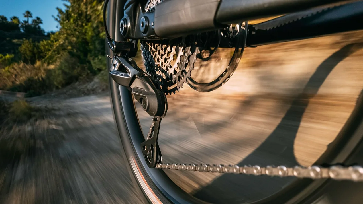 Innovation continues in the bicycle division, Shimano recently updated its Deore XT mechanical groupset. - Photo
