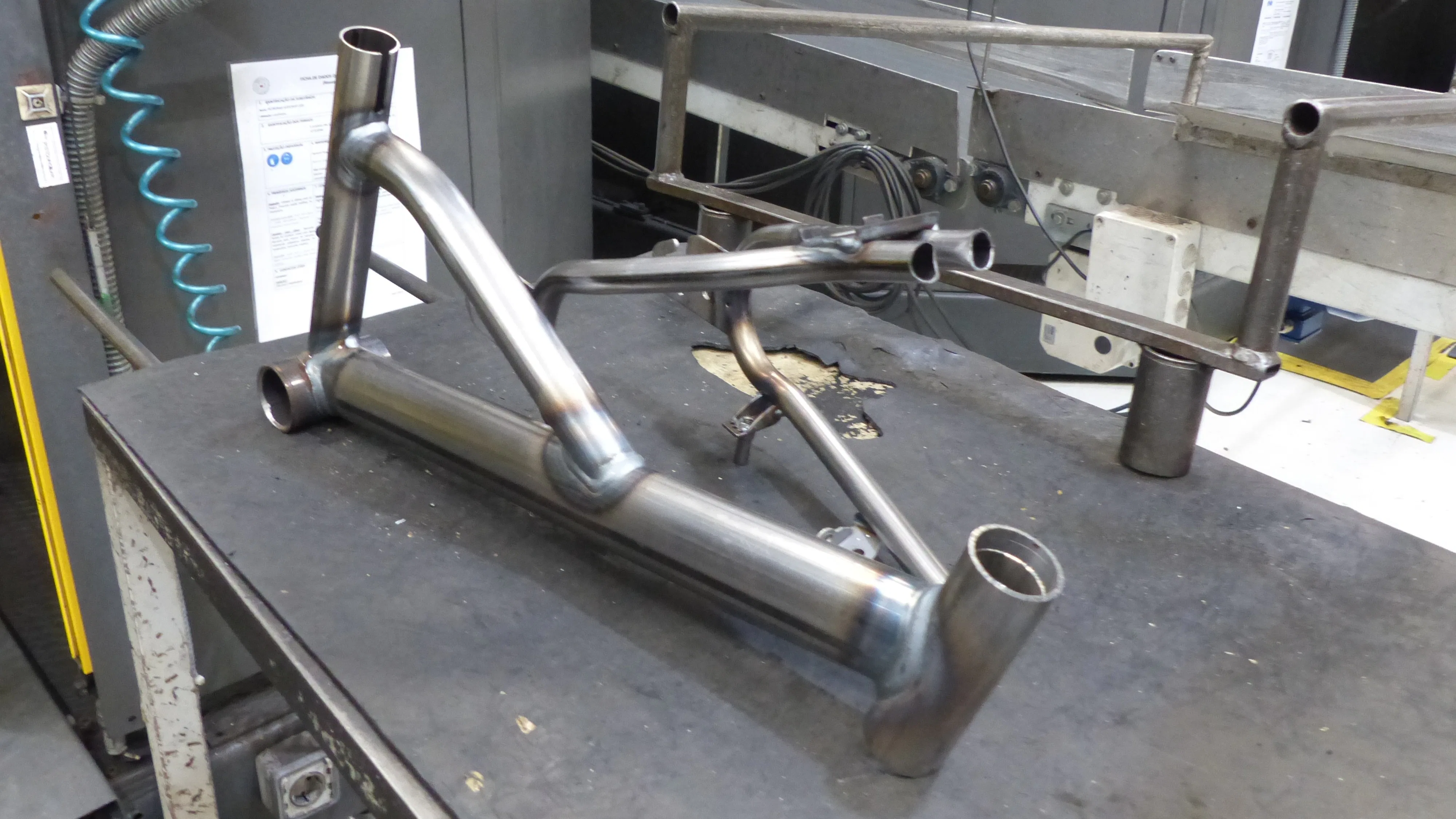 The European bicycle component production declined significantly in 2025, with the market value falling to €1.92 billion, down 13 to 14%. - Photo Bike Europe